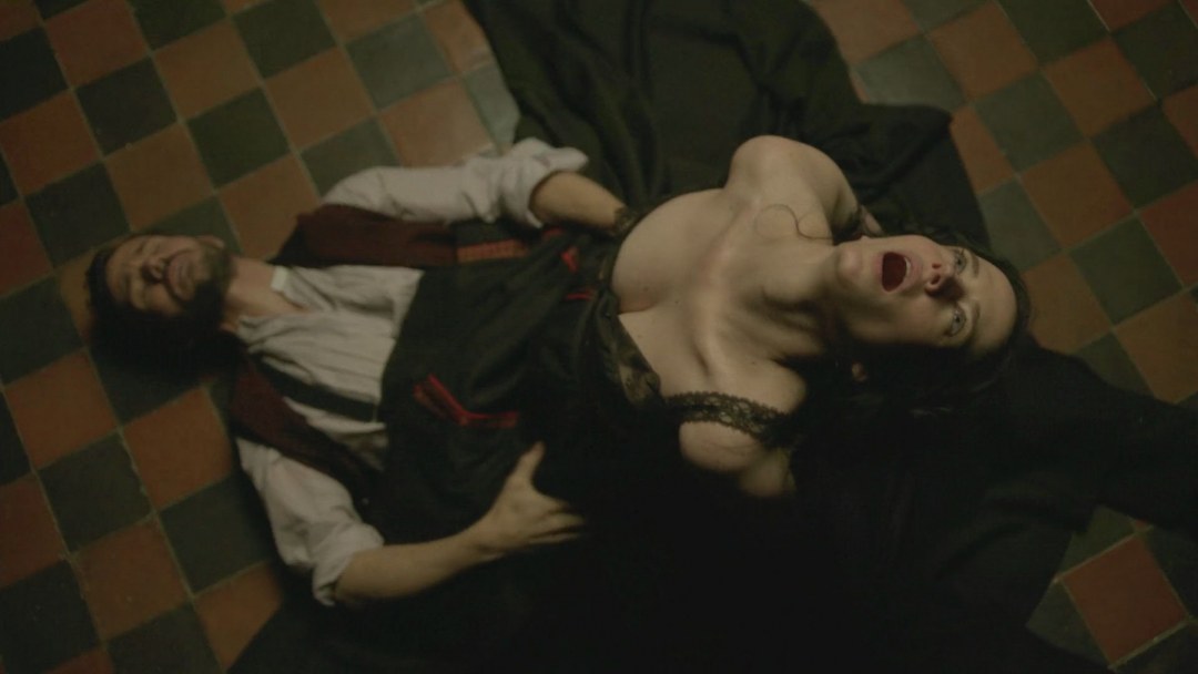 Карла Гуджино город грехов xxx