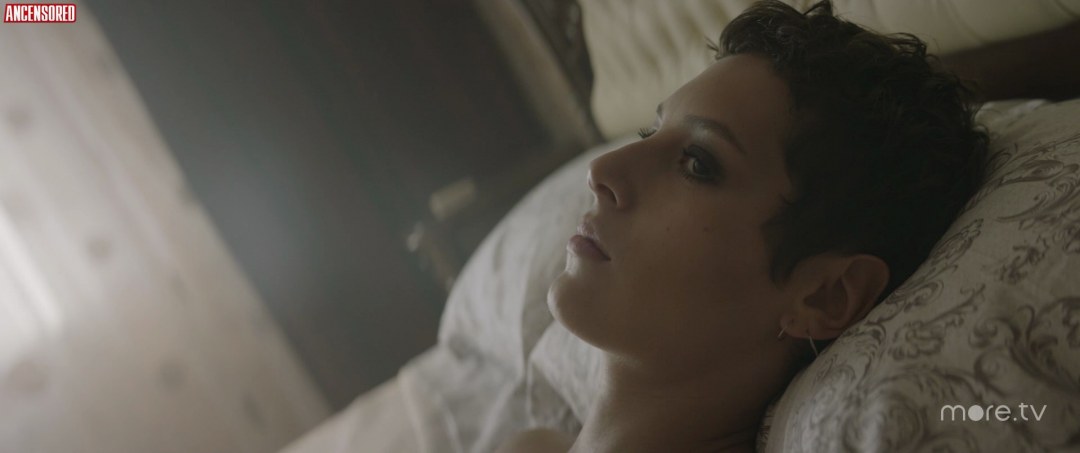 Ирина Горбачева грудь