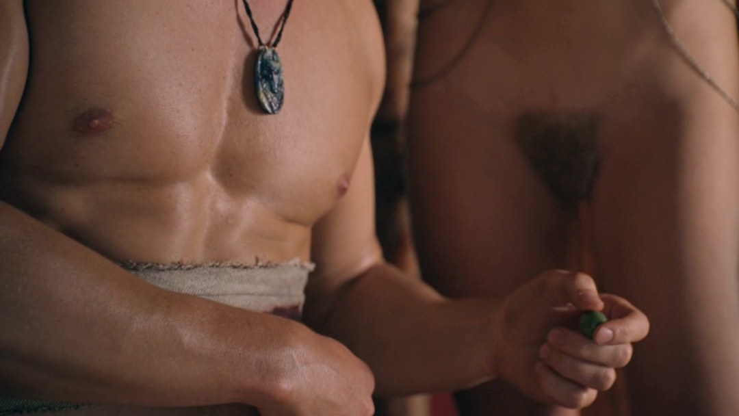 Jai Courtney naked in Spartacus shows his ass