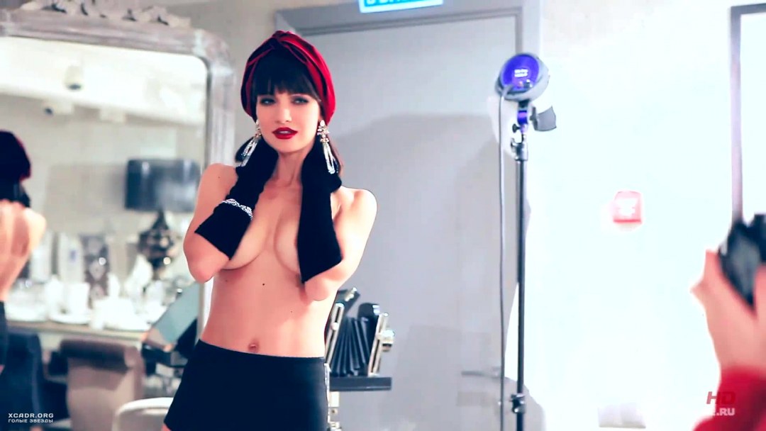 Евгения БРИК В Нижнем белье