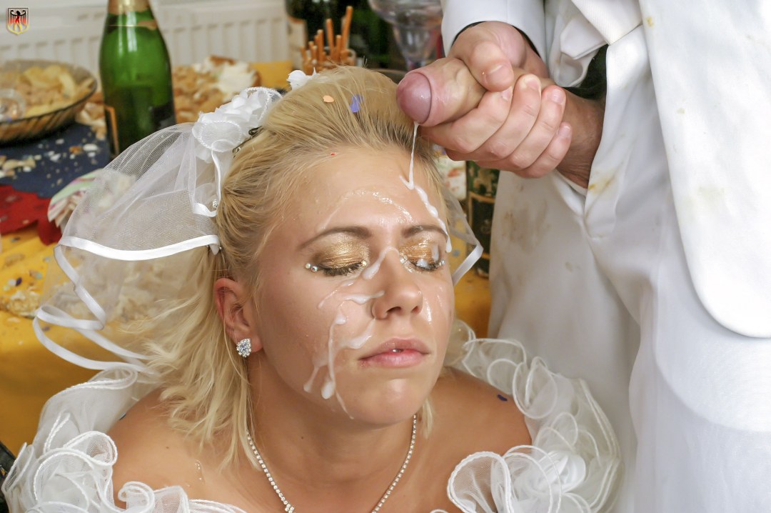 Skyla Novea Bride