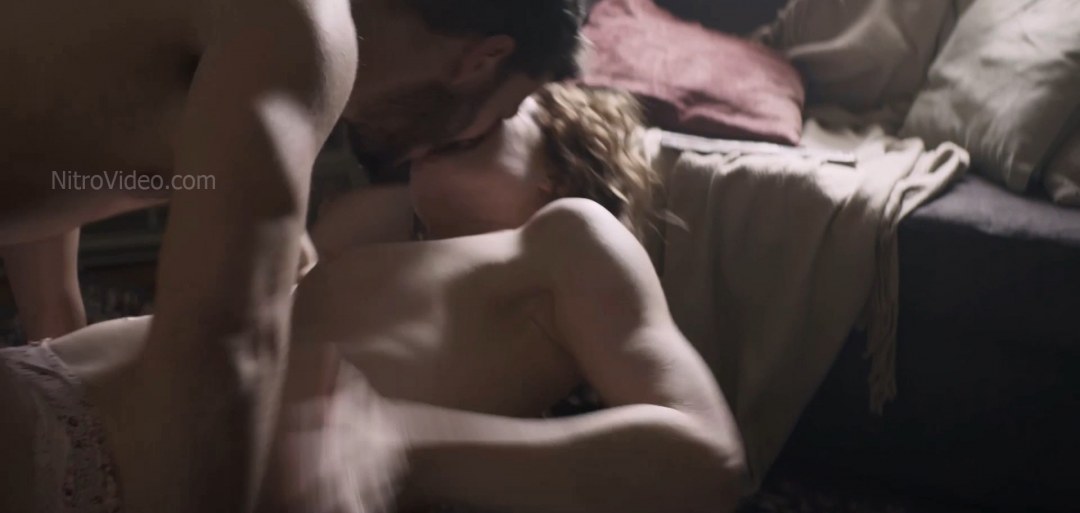 Фиби Тонкин голая в фильме