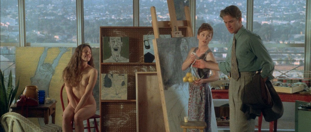 Мэделин Стоу попа сзади