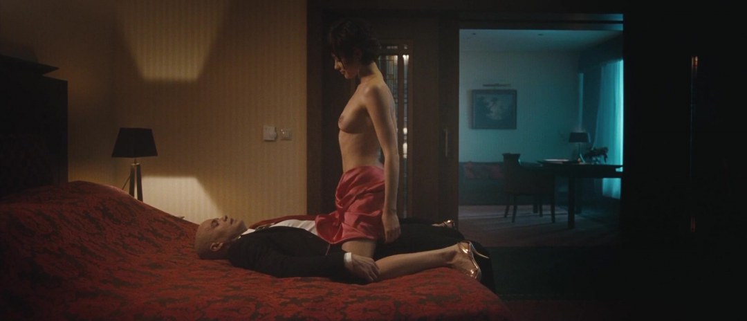 Хитмэн 2007 голая Ольга Куриленко