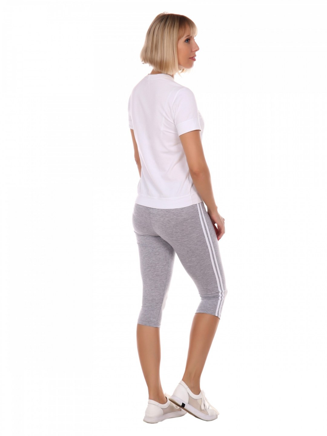 Denise Milani в блузке