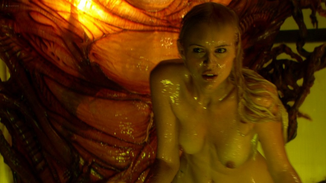 Хелена Мэттссон топлесс