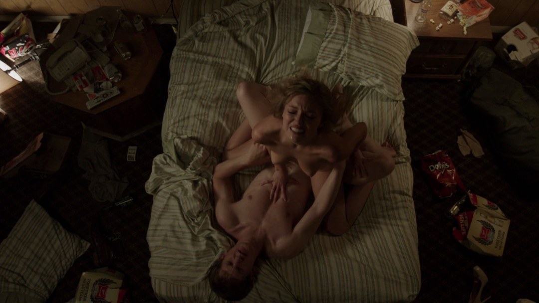 Лили Симмонс детектив ню