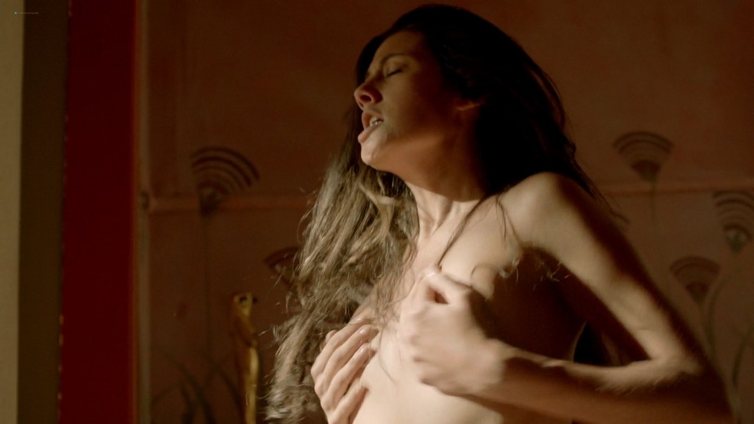 Кайли Банбери фото голая