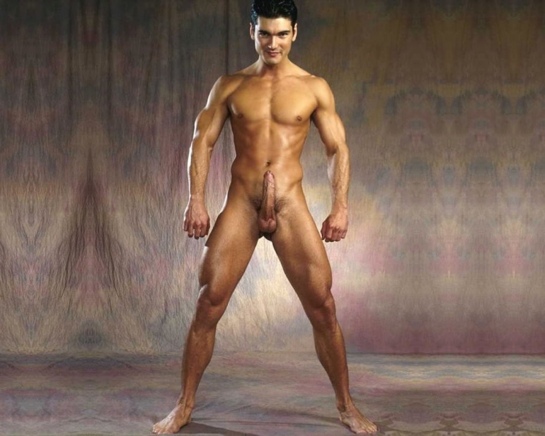 Брэдли Джеймс член