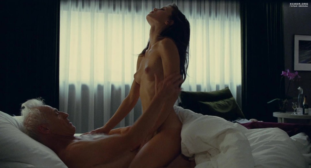 Марина Петренко гоолая