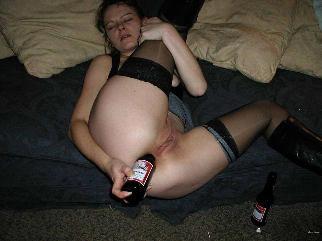 Пьяные бабы мастурбация