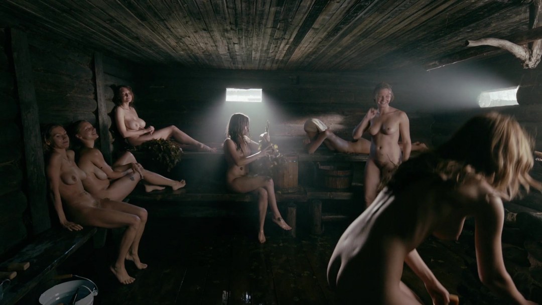 А-зори-здесь-тихие-2015 Женя Малахова сиськи