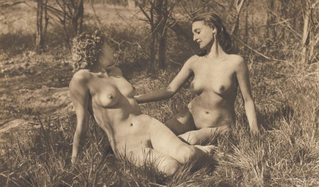 Семейный натуризм ретро