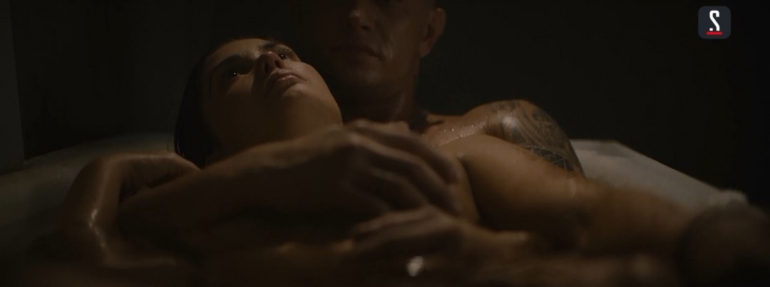 Агата Муцениеце плэйбой