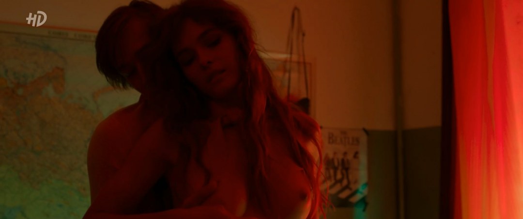 Ангелина Стречина сиськи