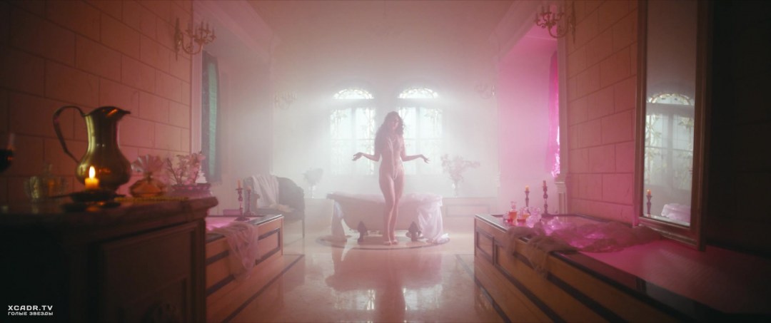 Юлия Франц Гоголь постельная сцена