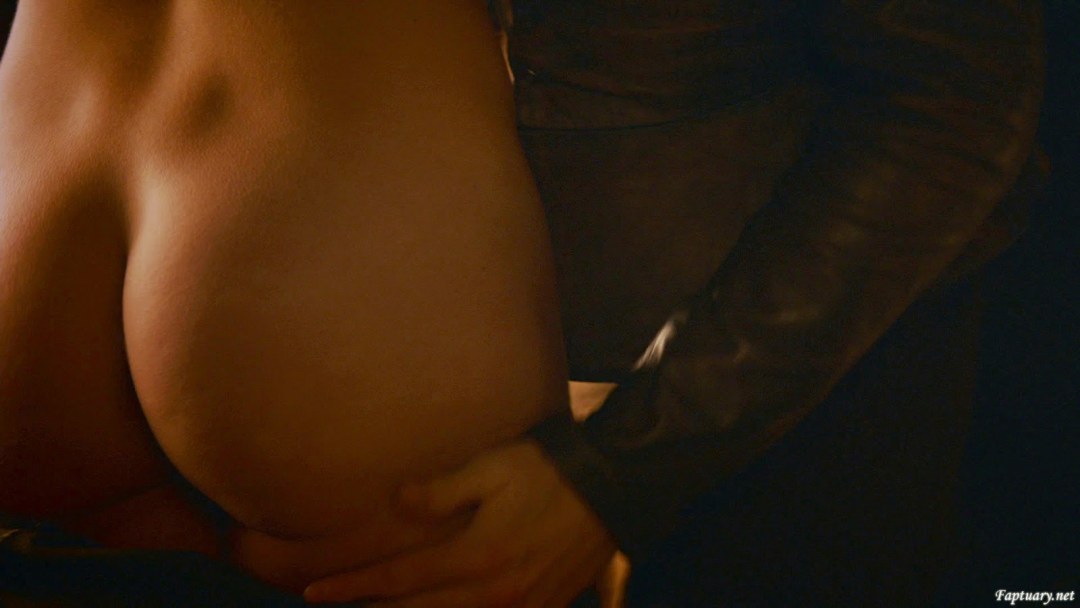 Уна Чаплин (Oona Chaplin) голая