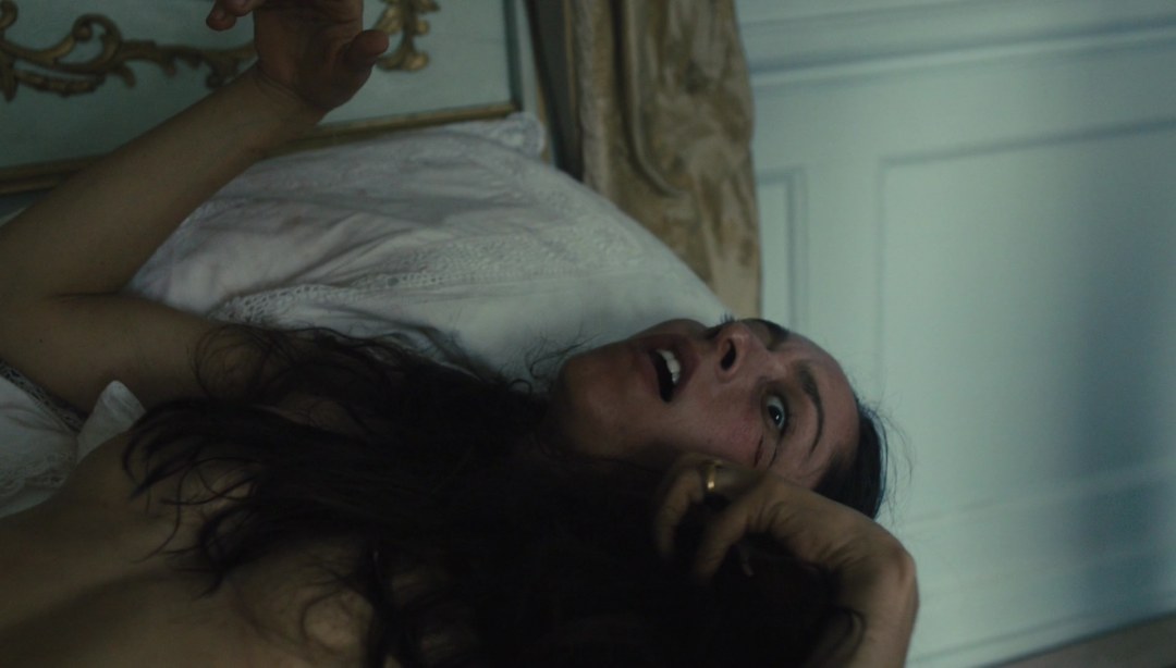 Уна Кастилья Чаплин ню