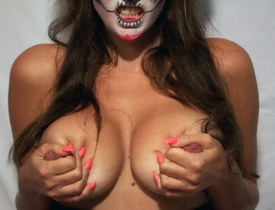 Алена Водонаева грудь