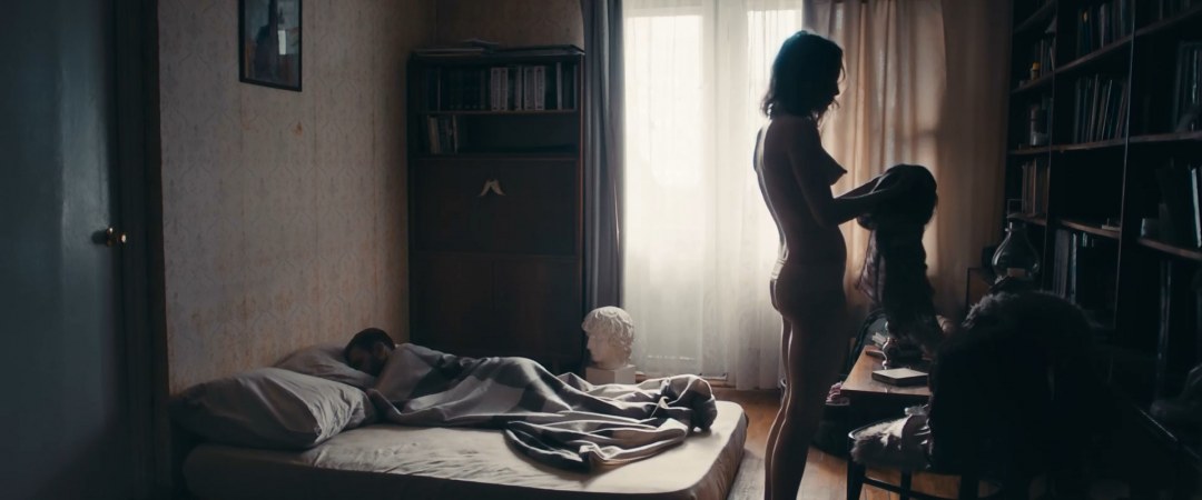 Элинор Джеймс голая в фильме