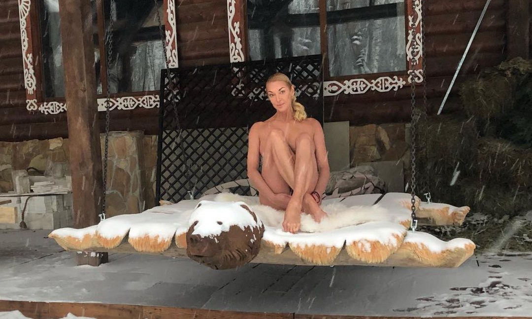 Волочкова голая с факом