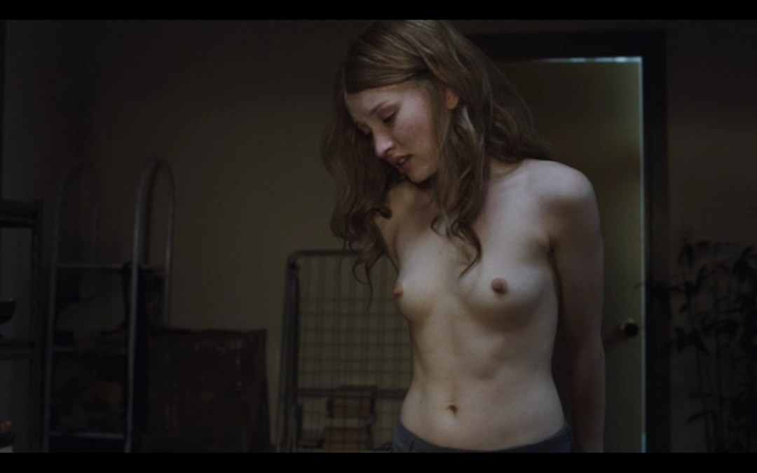 Эмили ВАНКЭМП голая Марвел