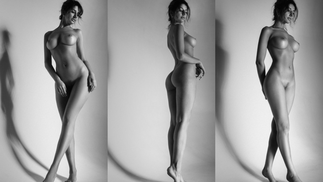 Карина Истомина топлес