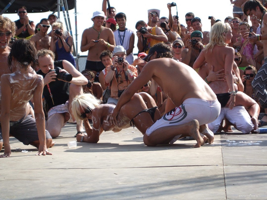 Загорают без комплексов