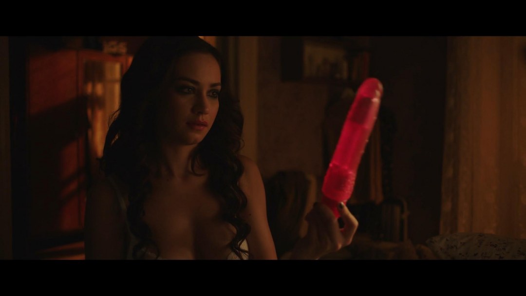 Анна Адамович актриса ню