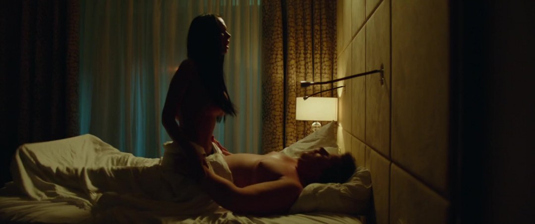 Яна Кошкина голая с раздвинутыми ногами