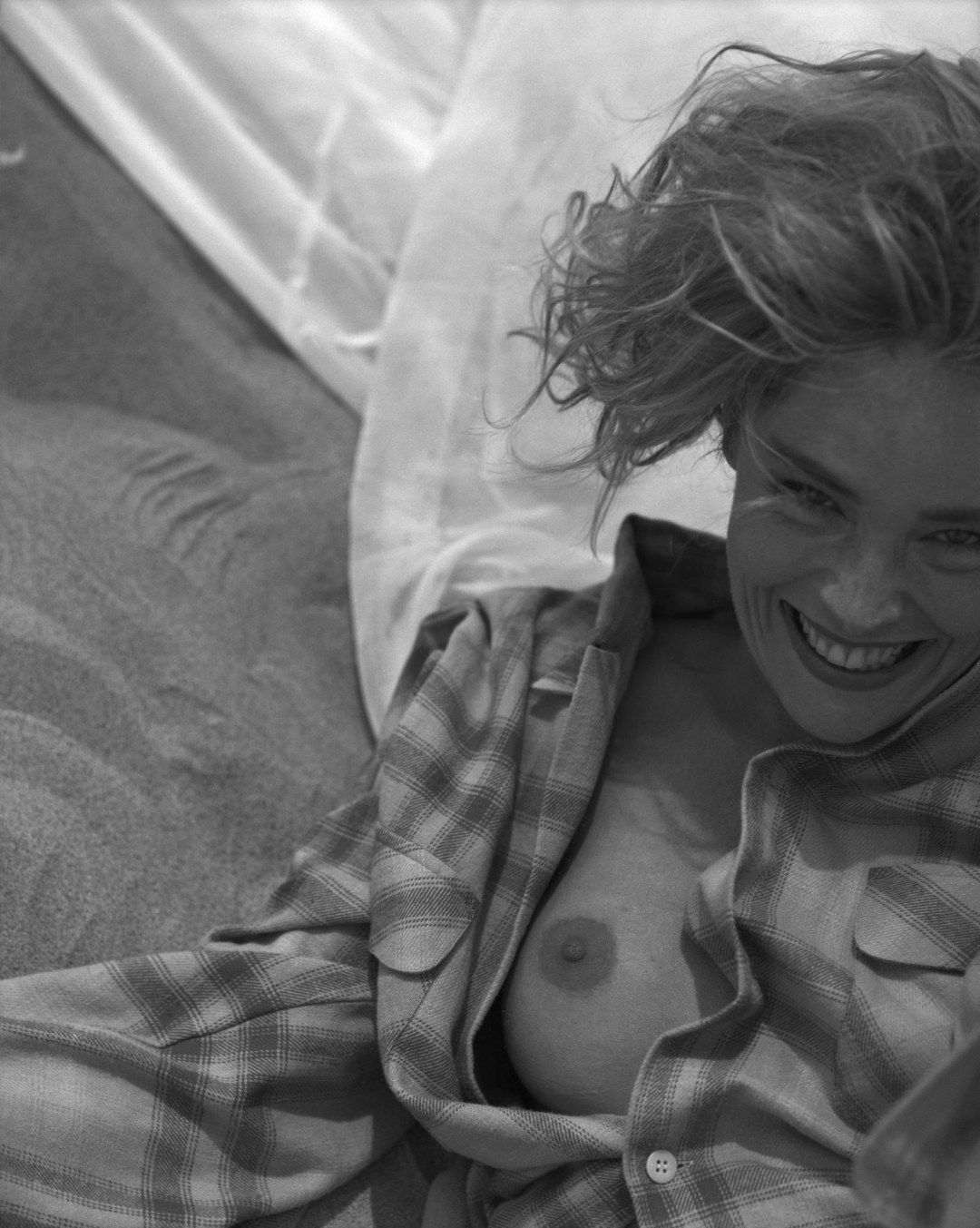 Фото голой Шерон Стоун