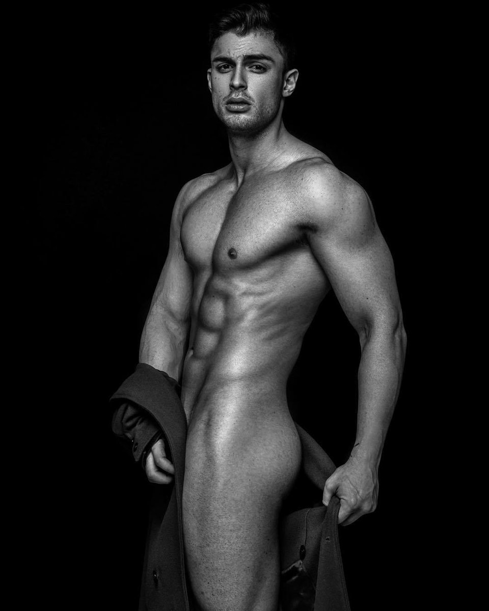 Самые красивые голые юноши