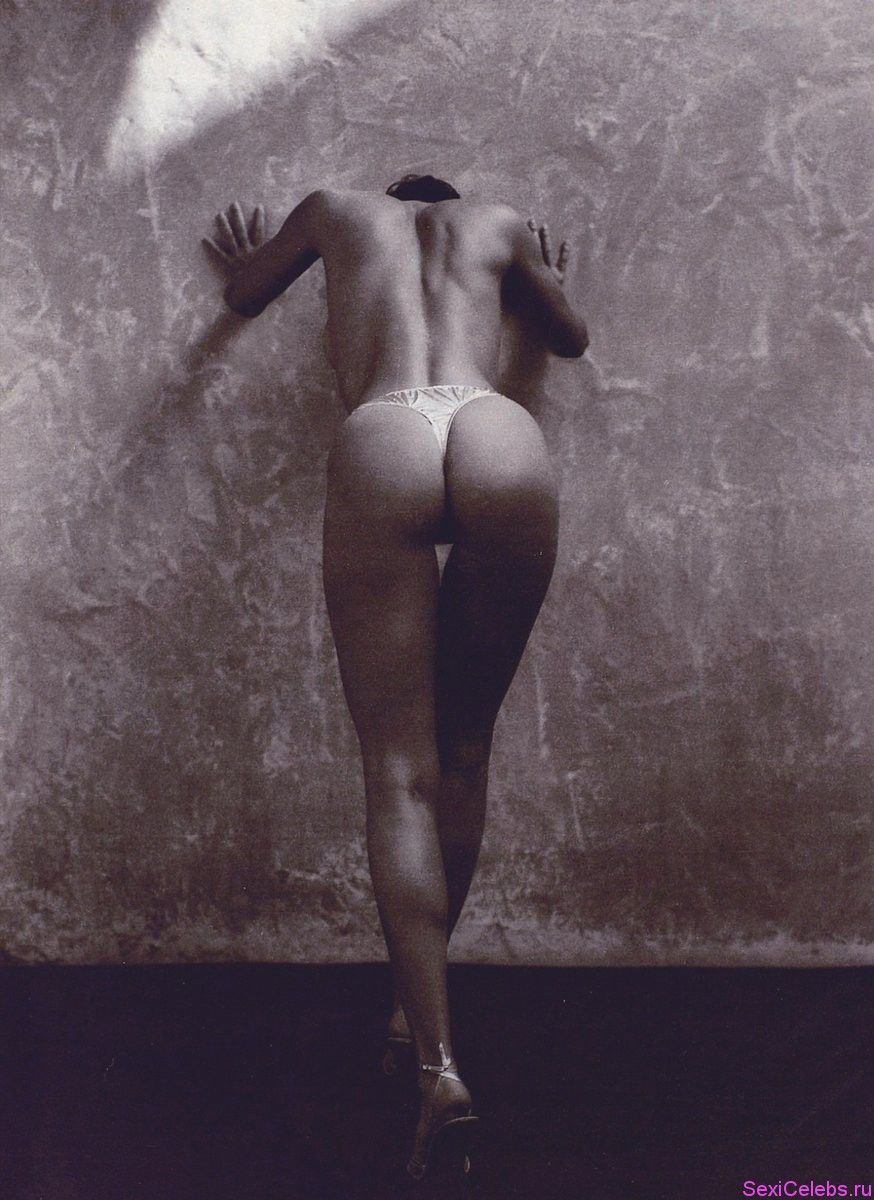 Angela Cavagna фото