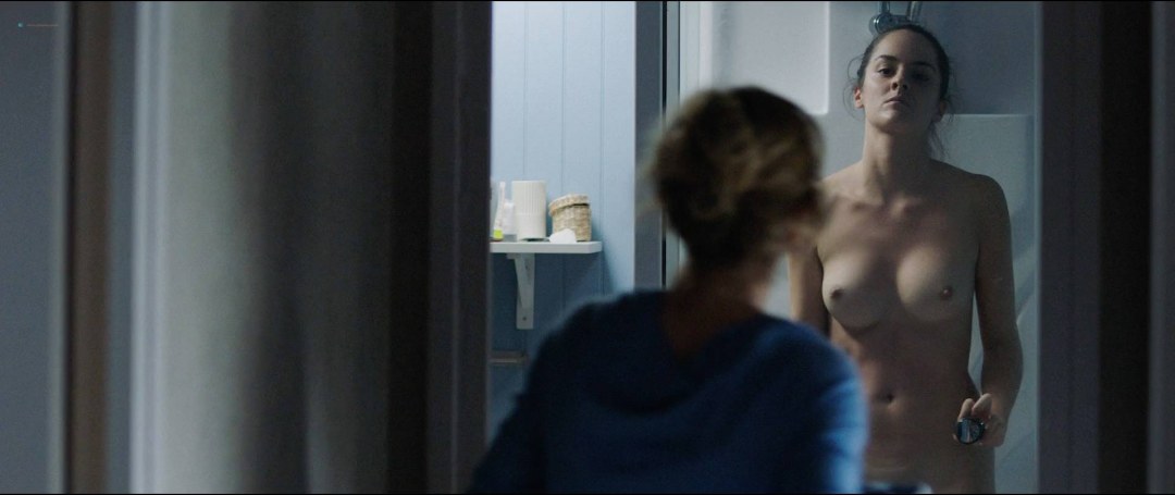 Елена Лядова голая в фильме