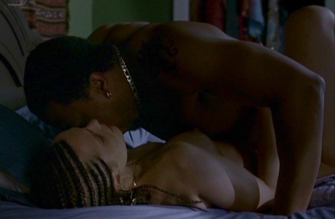 Мина Сувари актриса голая