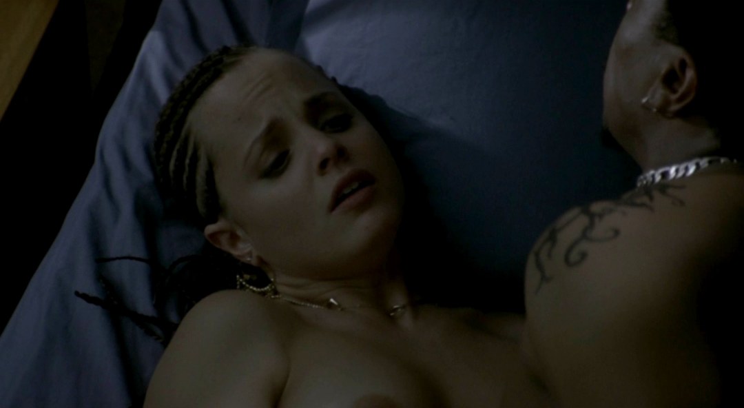 Мена Сувари порнофильме