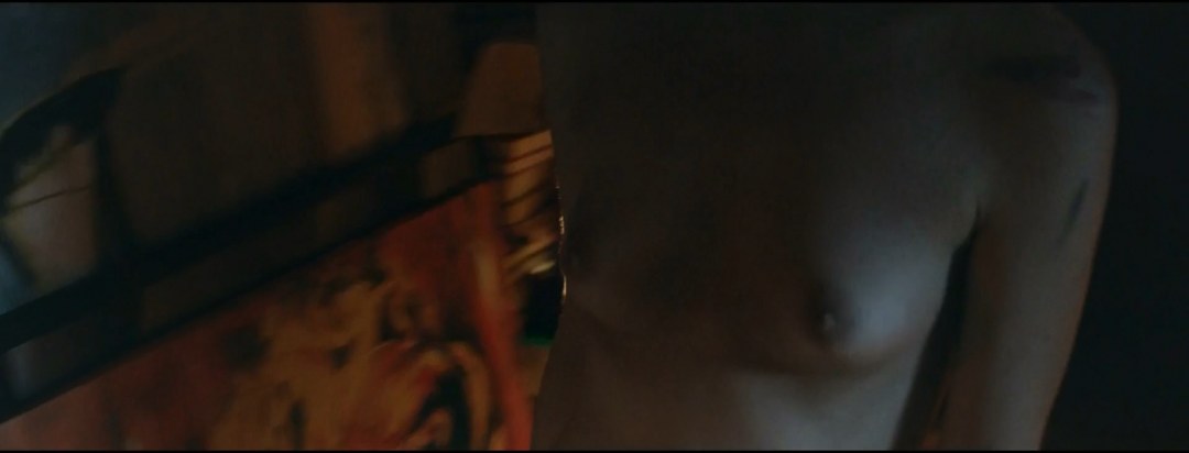 Голая Екатерина Редникова в фильме дом