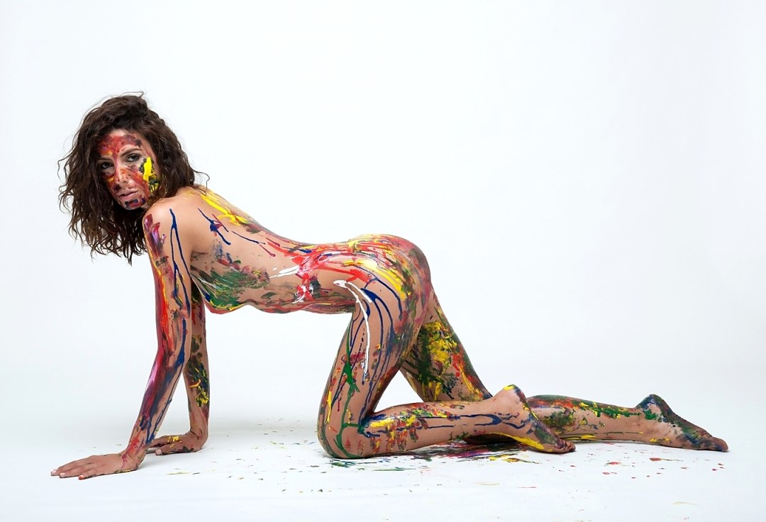 Разрисованные девушки ню