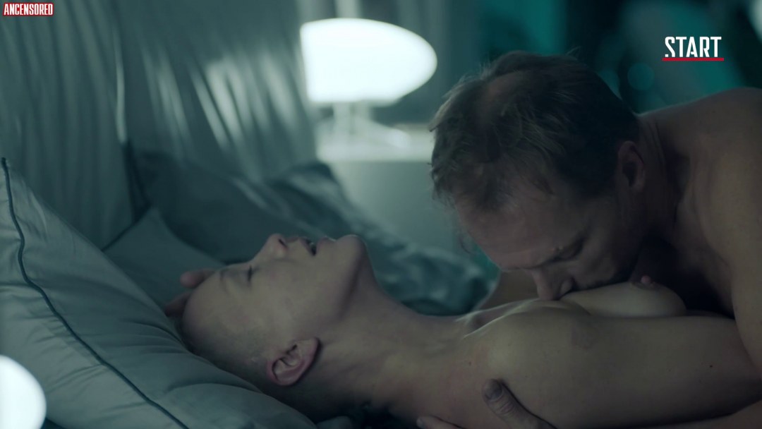 Голая Дарья Мороз в сериале «содержанки»