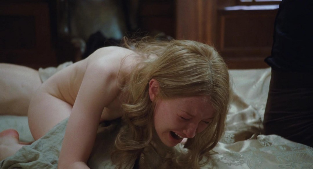 Эмили Джейн Браунинг nudes