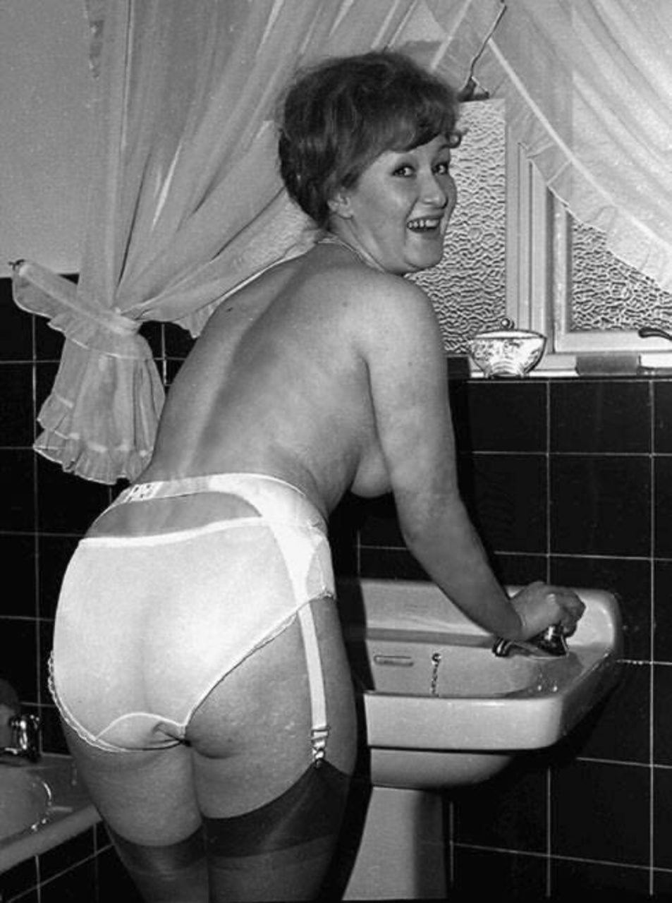 1966 Фотомодели ню Маркс Гаррисон