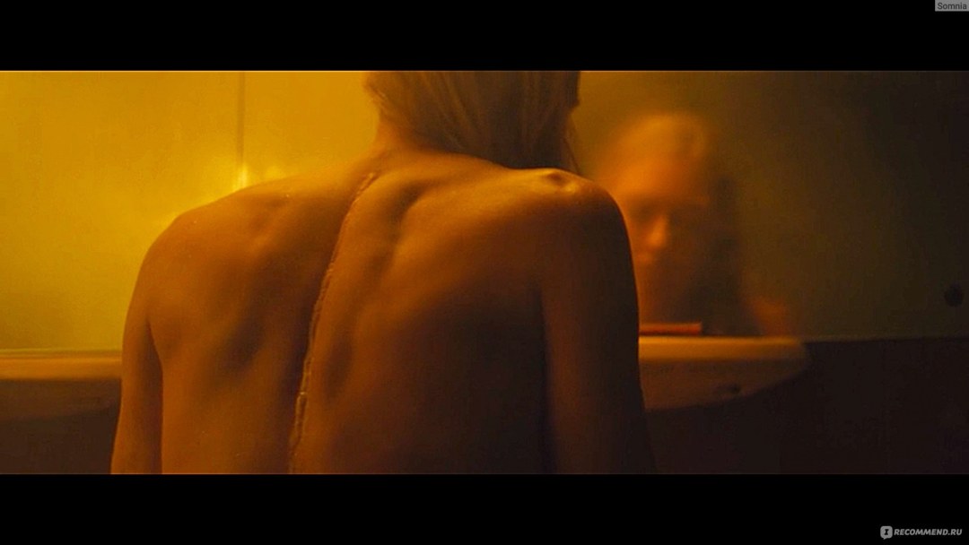 Анна Невская постельная сцена сериала звоните ди Каприо