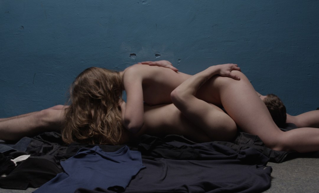 Яна Крайнова горячие фото без трусов