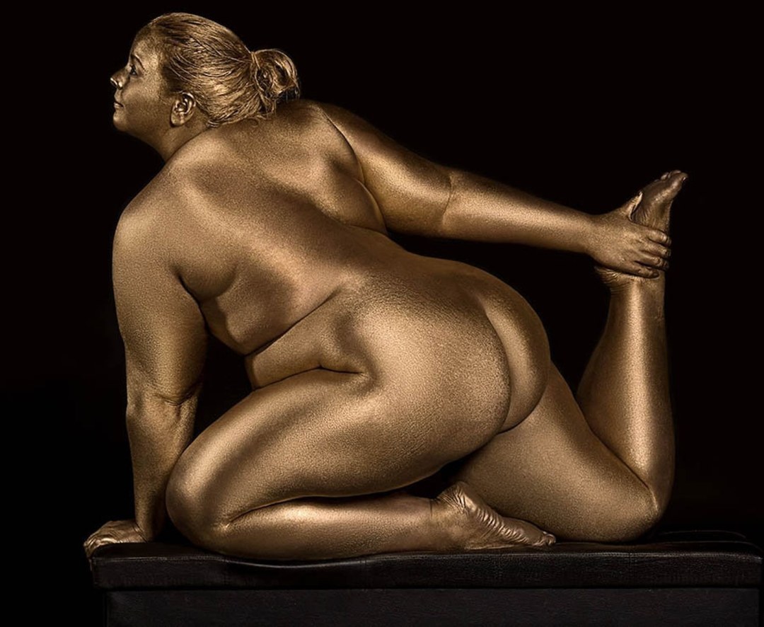 Модель Plus-Size Эшли Грэм nude