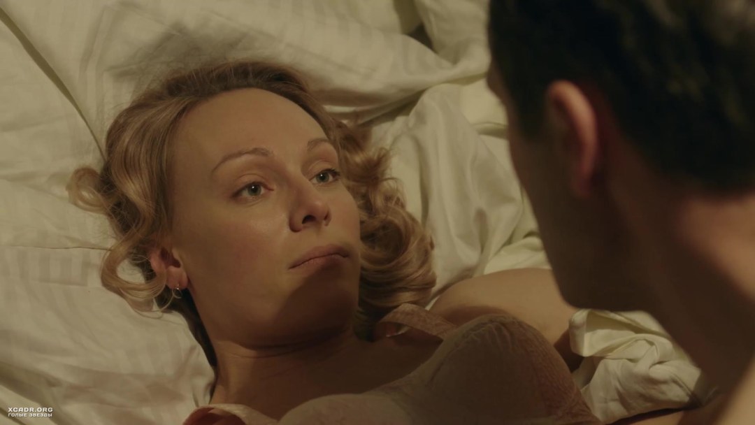 Кровавый четверг Паулина топлесс