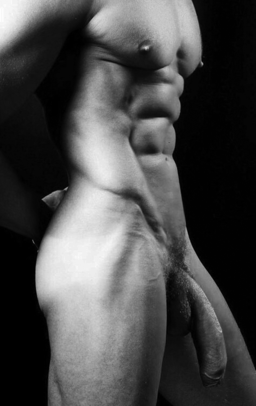 Голые мужчины с большим пенисом