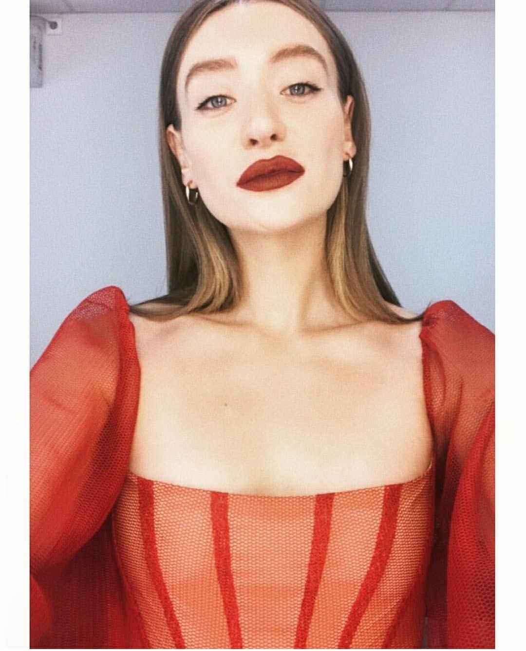 Мария Миногарова в купальнике