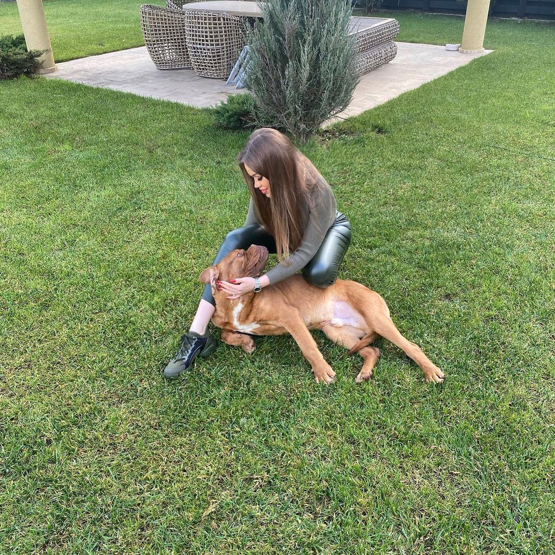 Да́рья Серге́евна Шиха́нова