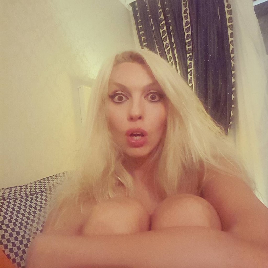 Ольга Полякова голенькая