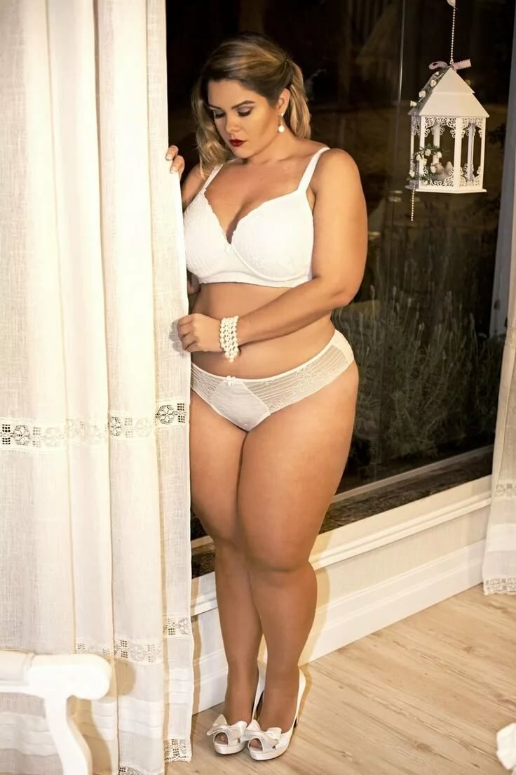 Модель плюс сайз Мила Кузнецова